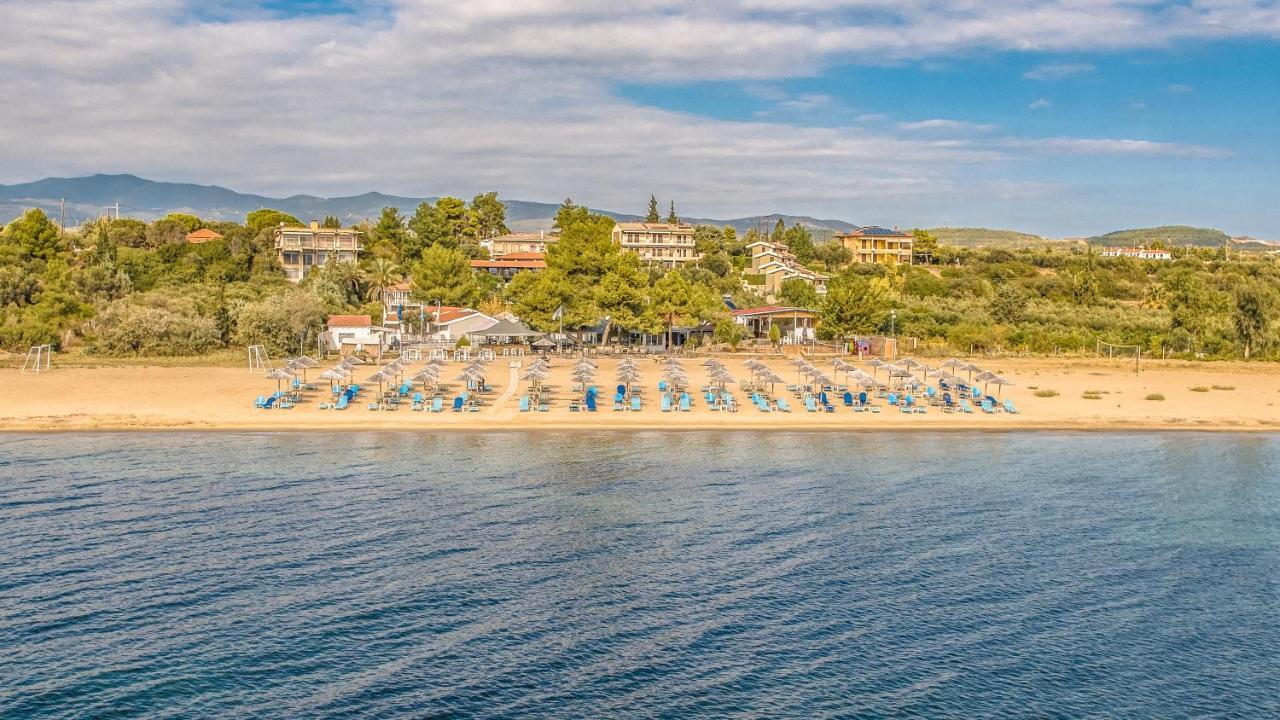 Coral Blue Beach Hotel Gerakini Exterior photo